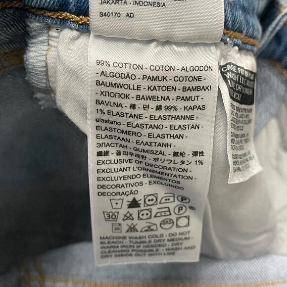 Levi's Ribcage Denim Cutoff Shorts 25 Tango Feels New NWT Distressed High Rise - Picture 6 of 7